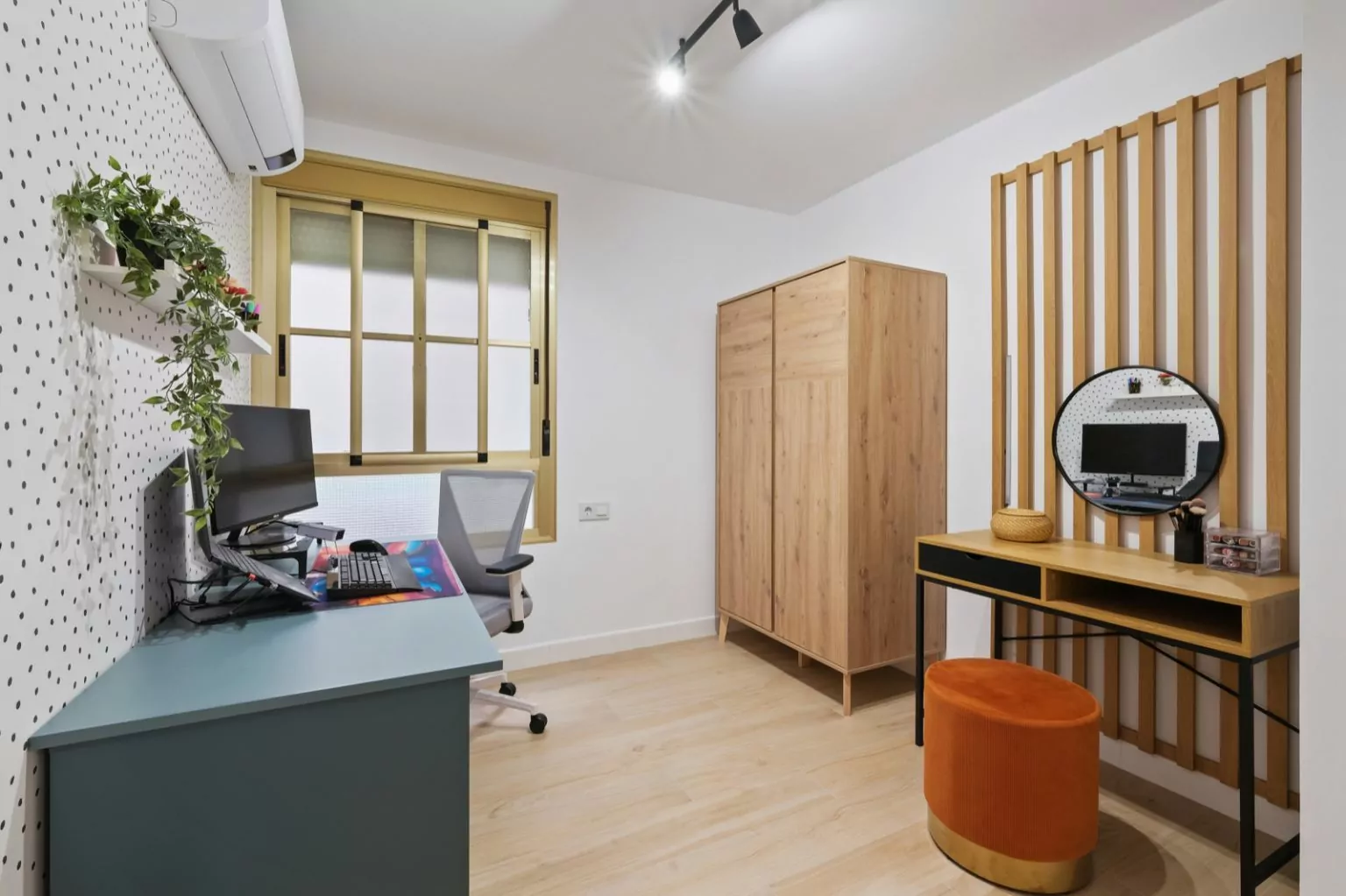 Diseño de interior en vivienda | Reforma de despacho moderno